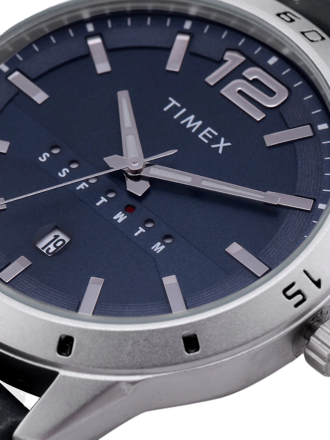 TIMEX Men Blue Round Dial Analog Watch - TW000U931 - Image 2