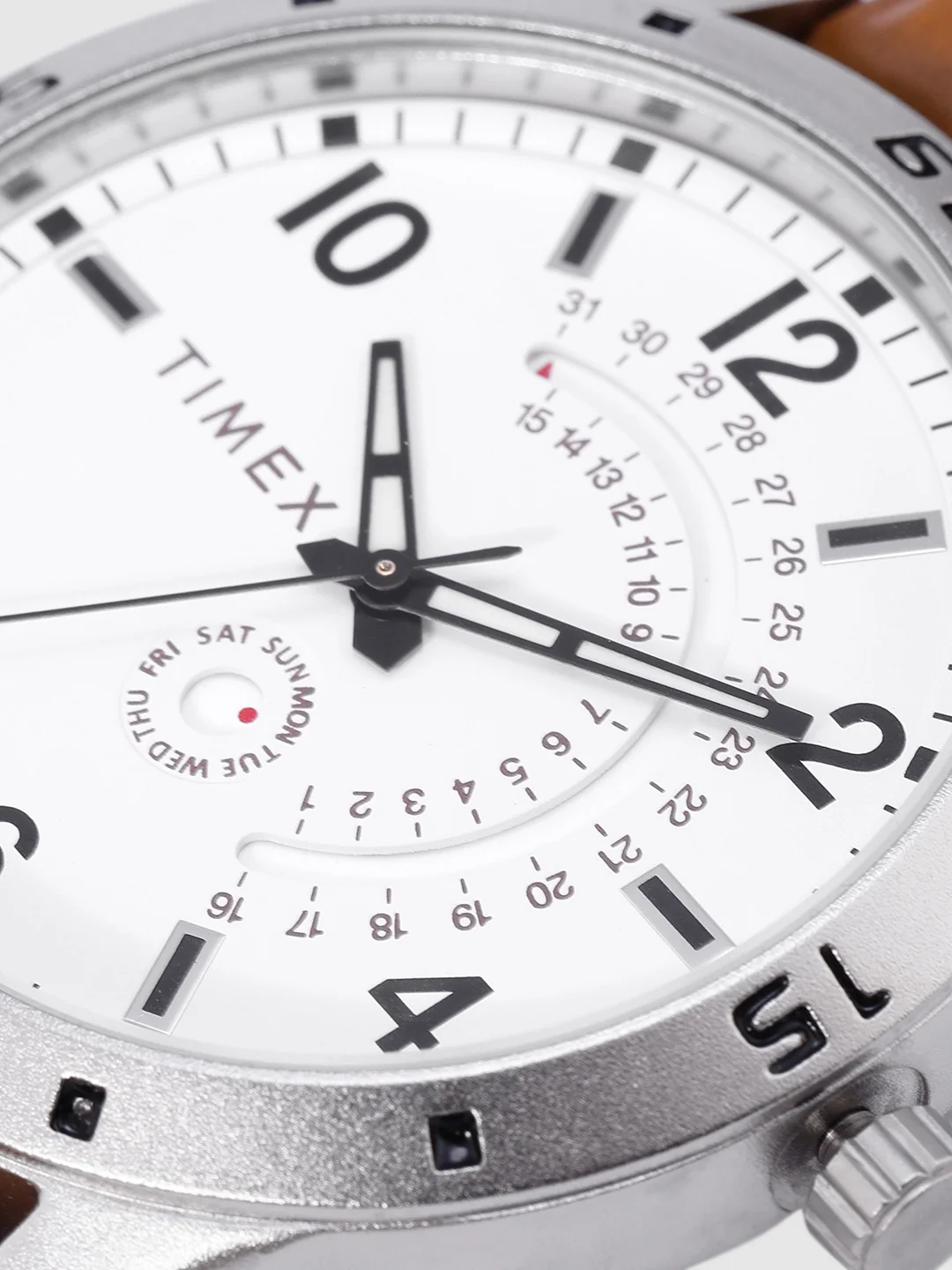 TIMEX Men White Round Dial Analog Watch - TW000U927 - Image 2