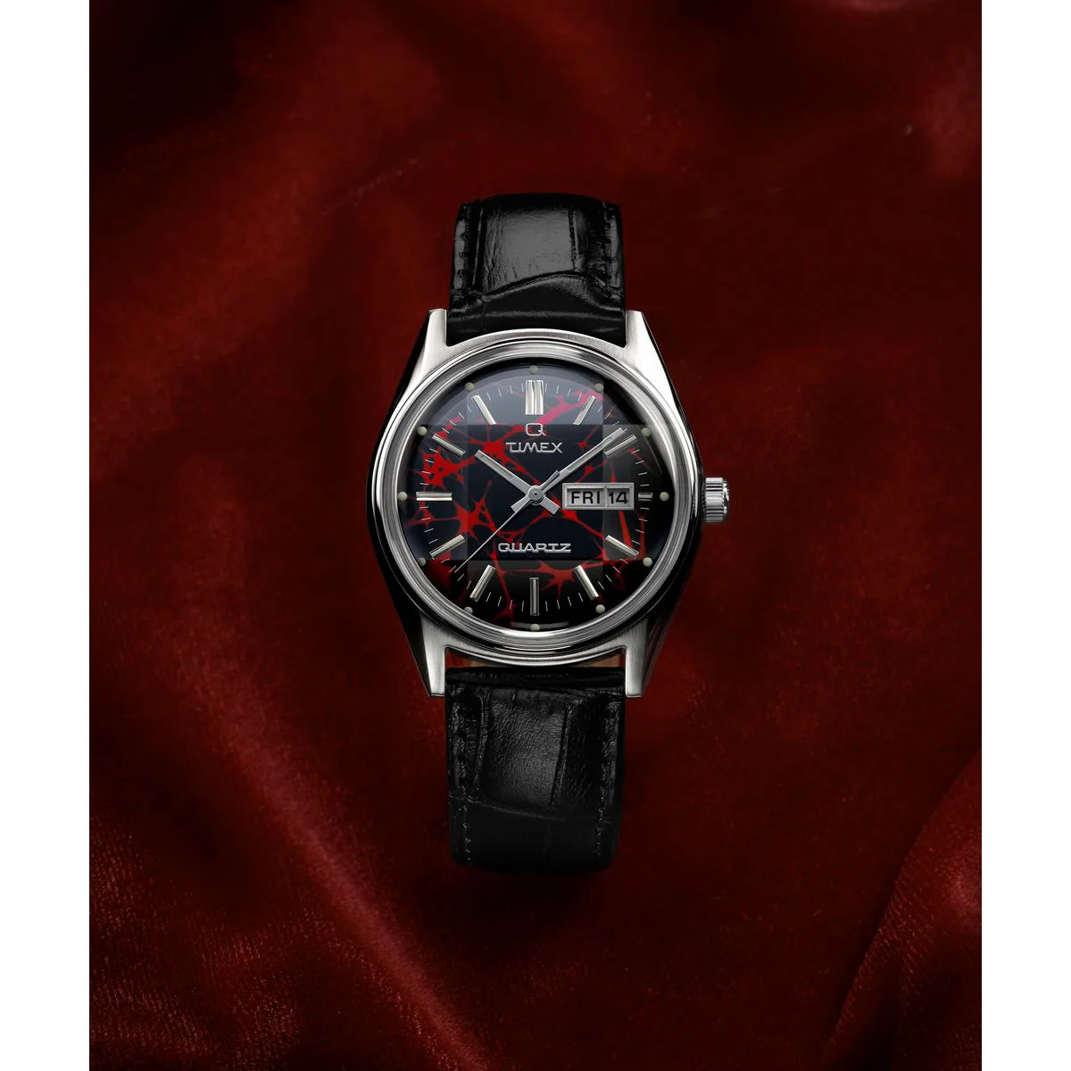 Q Timex Red Vega 1978 Reissue - Image 3