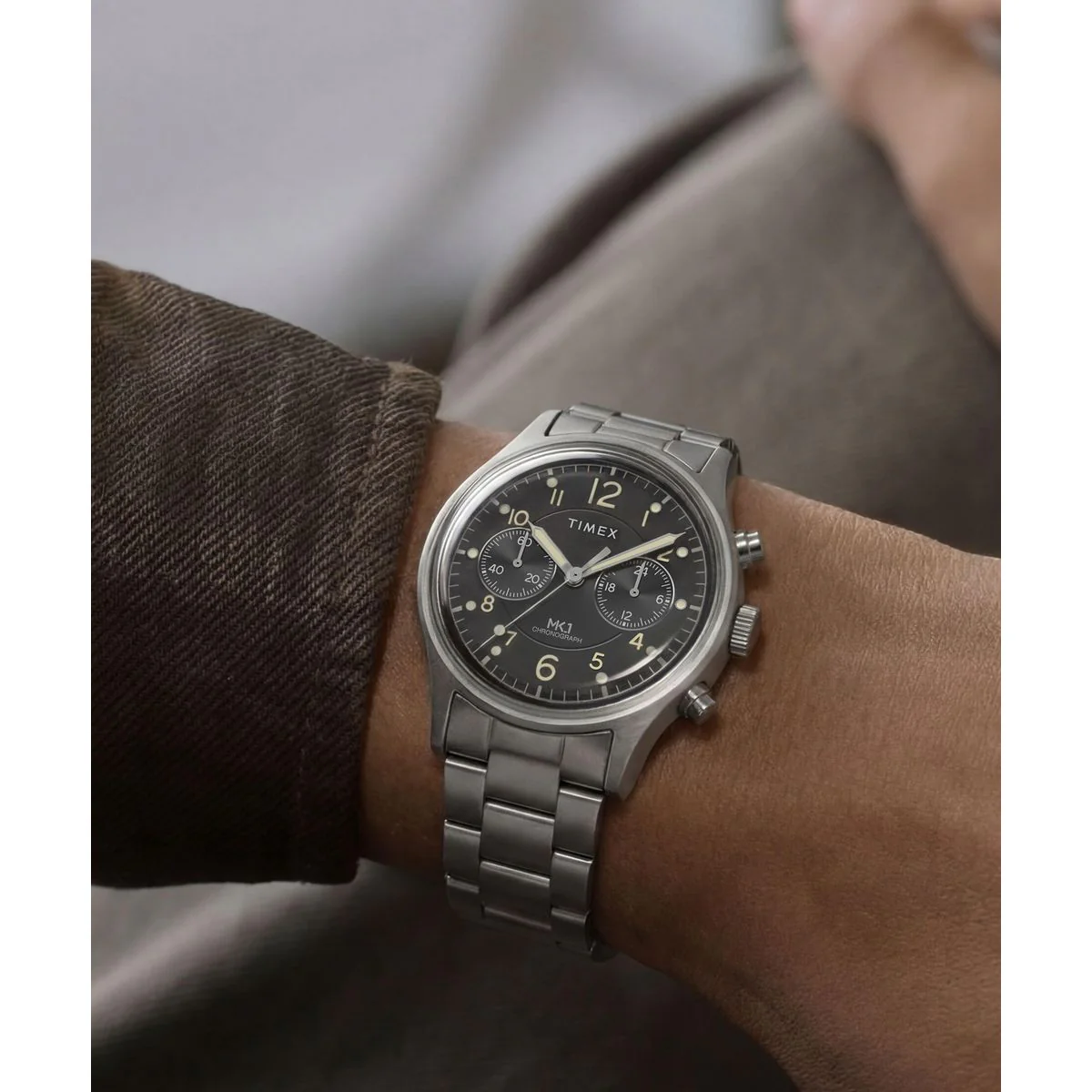 Timex Round 40mm Black Dial Analog Men Watch - TW2Y71000UJ - Image 3