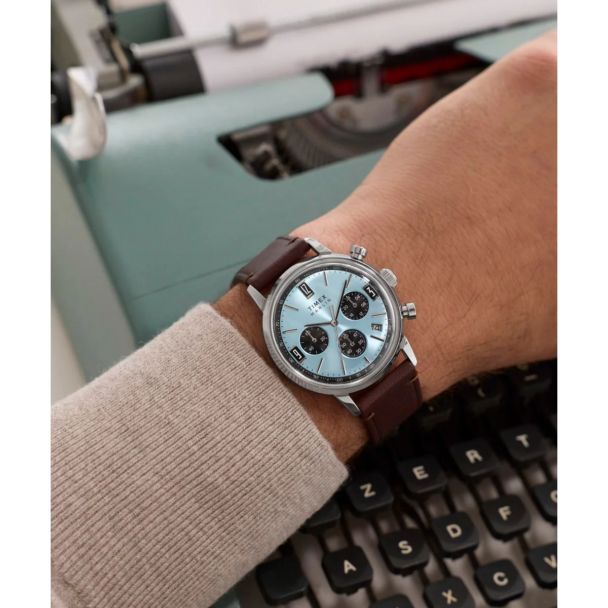 Timex Round 40mm Blue Dial Analog Men Watch - TW2Y66600UJ - Image 6